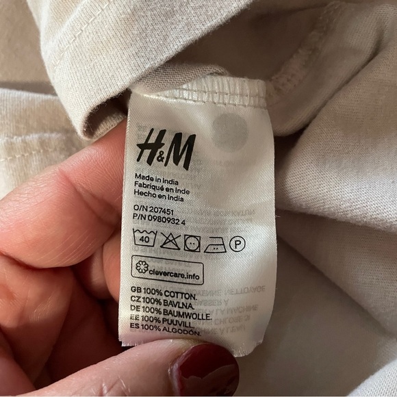 H&M bisque oversized t-shirt sz small - Picture 3 of 6